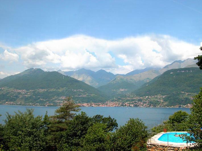 Villa Erica Con Piscina Privata Sul Lago Di Como Colico Exterior photo